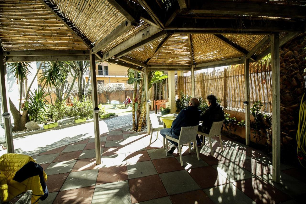 Hotel I Colori Sant'Antioco Exterior photo