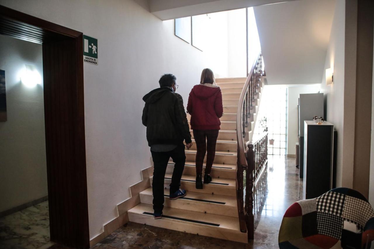 Hotel I Colori Sant'Antioco Exterior photo