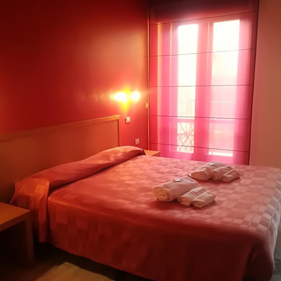 Hotel I Colori Sant'Antioco Exterior photo