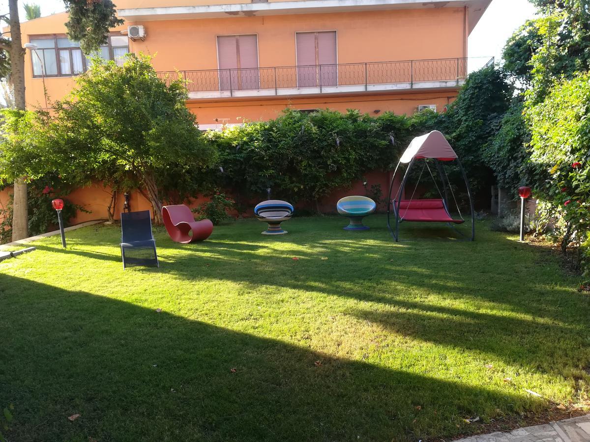 Hotel I Colori Sant'Antioco Exterior photo